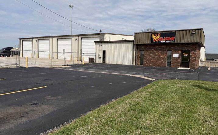 Pictures of Industrial property located at 3755 East Kearney Street, Springfield, MO 65803 for lease - image #1