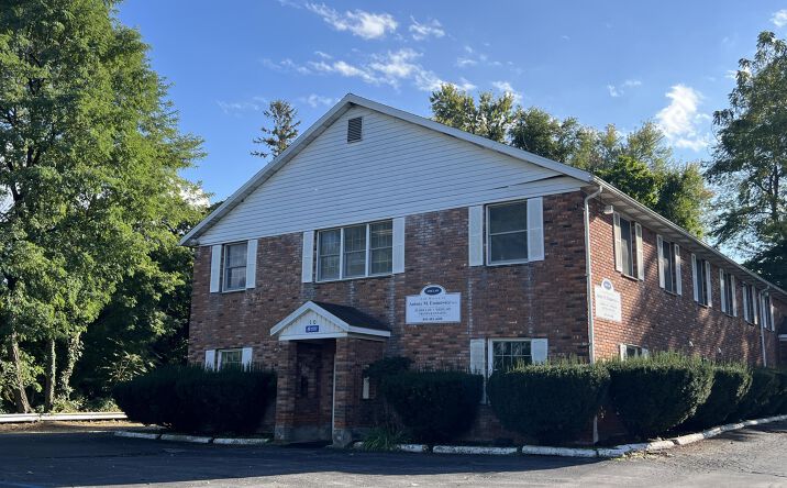 Pictures of Office property located at 10 Westbrook Lane 3, Kingston, NY 12401 for lease - image #1