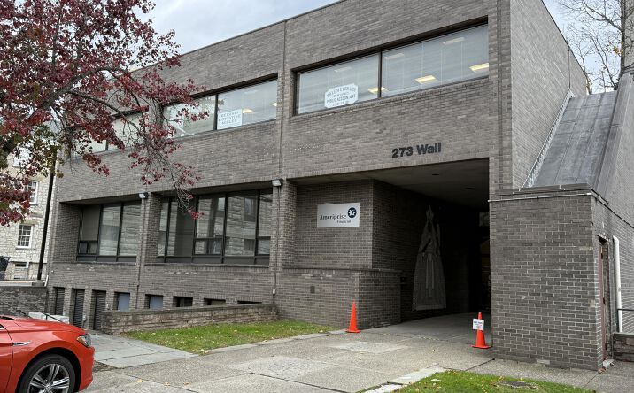 Pictures of Office property located at 273 Wall Street 2m, Kingston, NY 12401 for lease - image #1