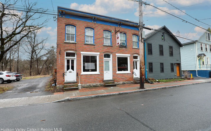 Pictures of Retail, Restaurant property located at 407 Main Street, Rosendale, NY 12472 for lease - image #1