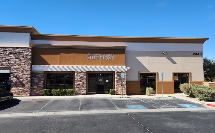 Pictures of Retail, Office property located at 2340 W HORIZON RIDGE PKWY, HENDERSON, NV 89052-5074 for lease - image #1