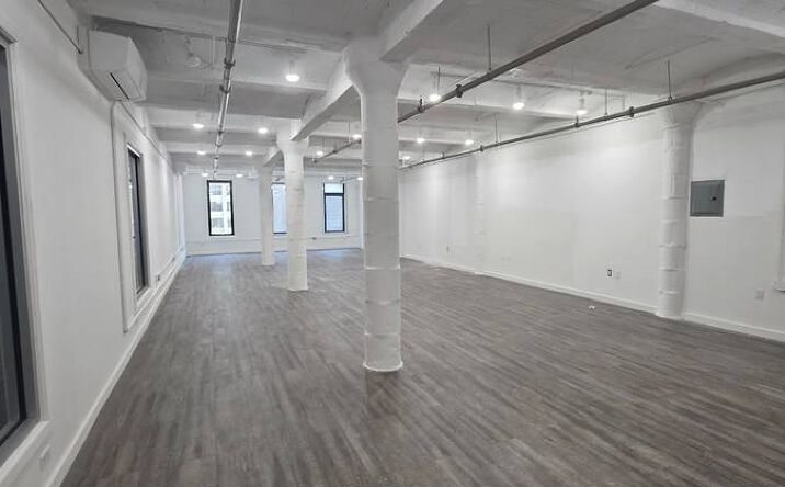 Pictures of Retail property located at 68 Jay St, Brooklyn, NY 11201 for lease - image #1