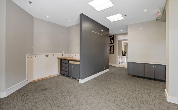 Pictures of Office property located at 1501 Presidential Way 10-11, West Palm Beach, FL 33401 for lease - image #1