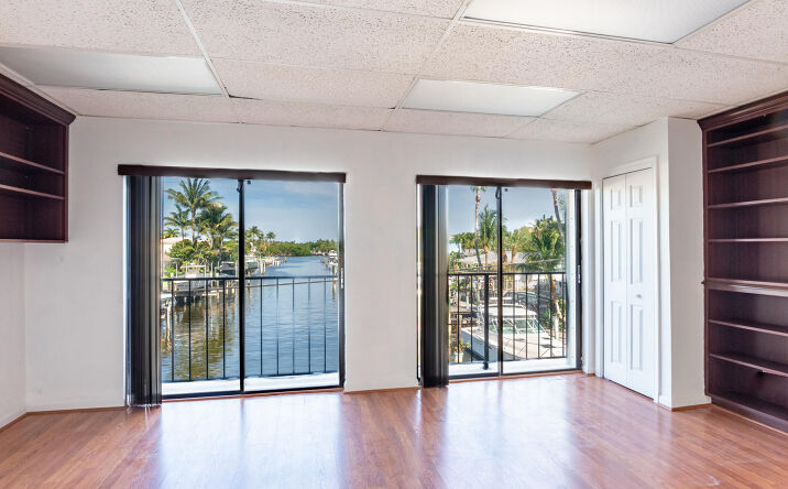 Pictures of Office property located at 1200 S Federal Highway 203, Boynton Beach, FL 33435 for lease - image #1