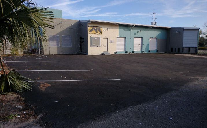 Pictures of Industrial property located at 2263 LEWIS Street, Jacksonville, FL 32204 for lease - image #1