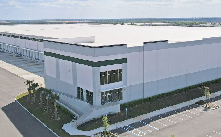 Pictures of Industrial property located at 2550 American Way, Groveland, FL 34736 for lease - image #1