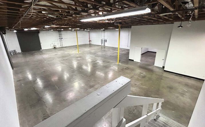 Pictures of Industrial property located at 4802 S 35th St, Phoenix, AZ 85040 for lease - image #1