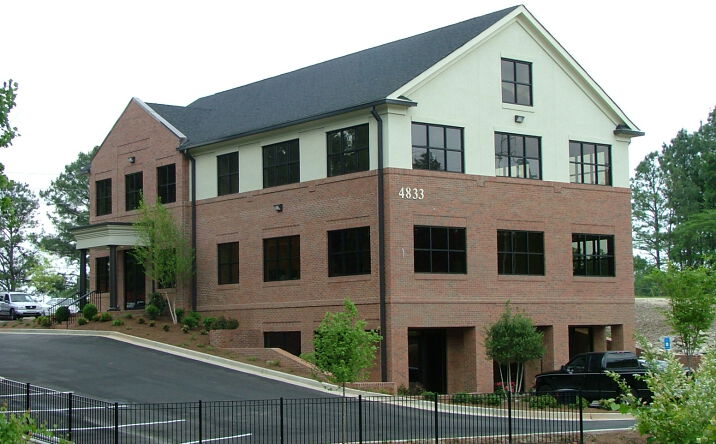 Pictures of Office property located at 4833 South Cobb Drive Southeast, Smyrna, GA 30080 for lease - image #1