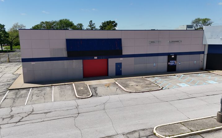 Pictures of Office, Retail property located at 4540 Lafayette Rd, Indianapolis, IN 46254 for lease - image #1