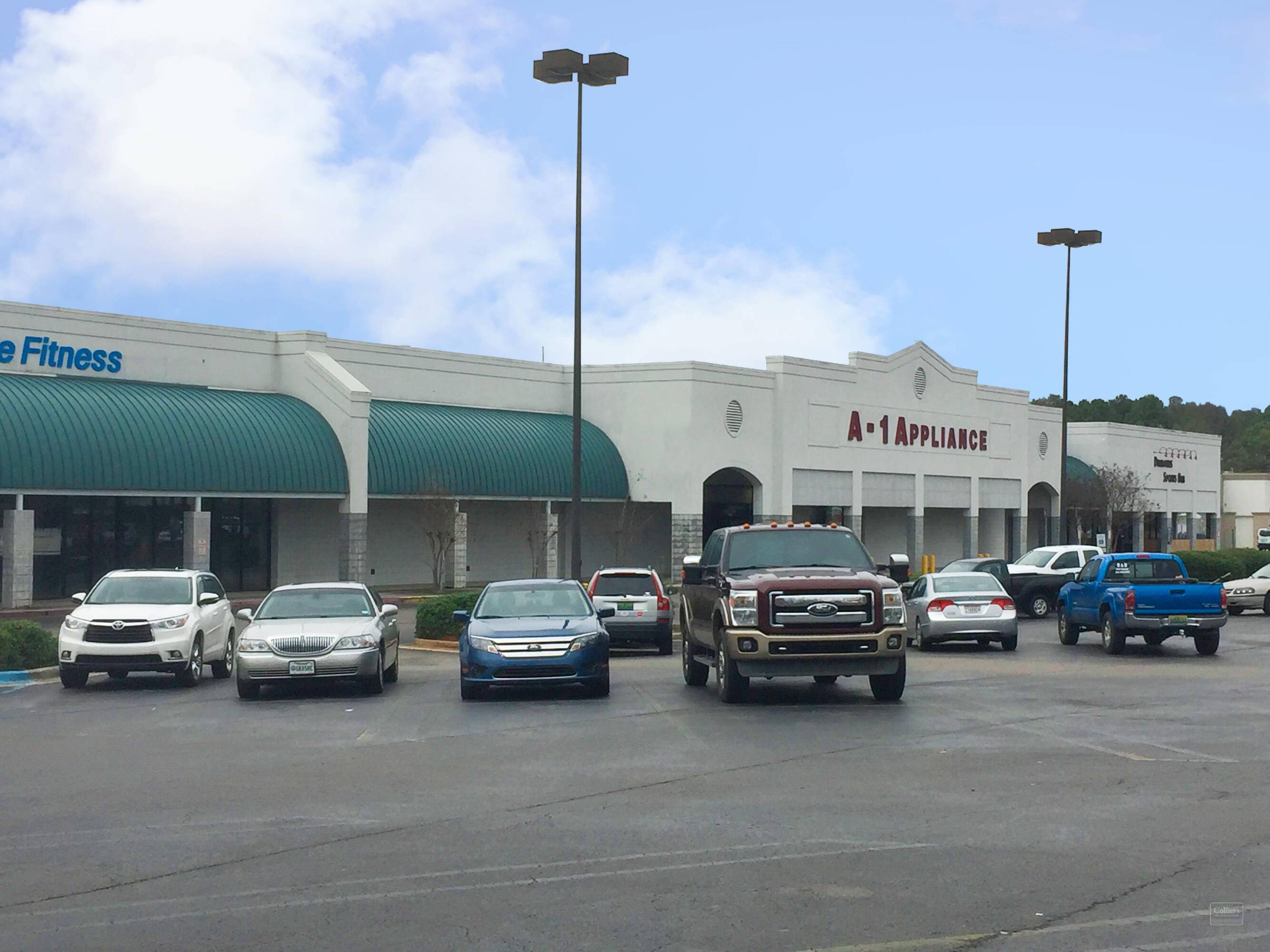 11208 South Memorial Parkway, Huntsville, AL 35803