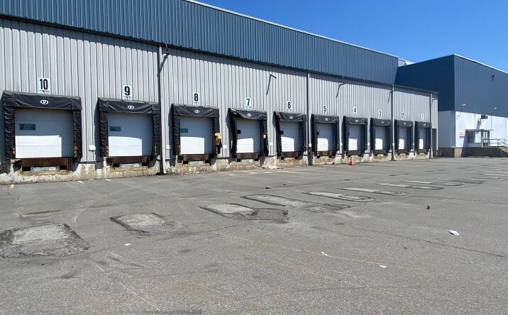 Pictures of Industrial property located at 400 KEYSTONE INDUSTRIAL PARK RD, THROOP, PA 18512-1507 for lease - image #1