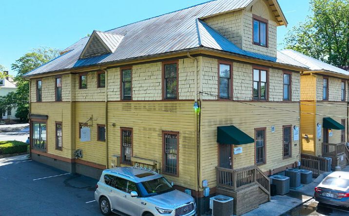 Pictures of Office, Retail property located at 220/228 East Blvd, Charlotte, NC 28203 for lease - image #1