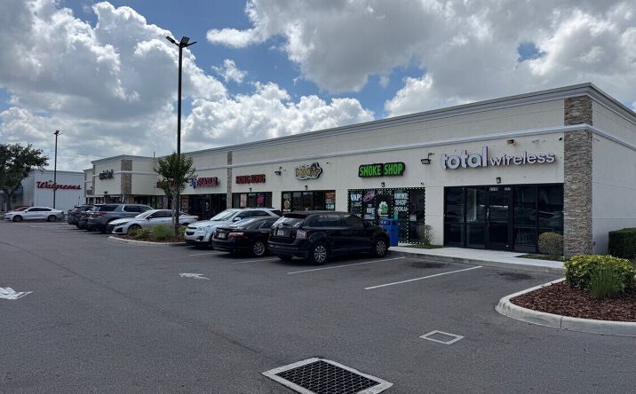 Pictures of Retail, Restaurant property located at 2115 East Hillsborough Avenue, Tampa, FL 33610 for lease - image #1