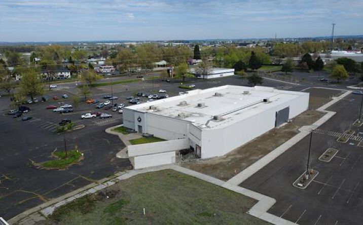 Pictures of Retail, Industrial property located at 1631 W Rose, Walla Walla, WA 99362 for lease - image #1