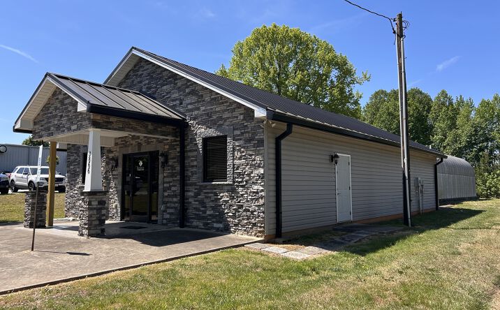 Pictures of Office, Industrial, Special Purpose property located at 3866 North Carolina 27, Lincolnton, NC 28092 for lease - image #1