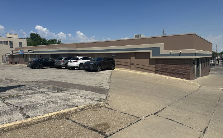 Pictures of Office property located at 609 14th St Stes A & B, Sioux City, IA 51105 for lease - image #1