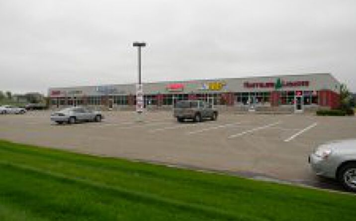 Pictures of Retail, Office, Special Purpose property located at 134 Jennifer Rae Junction North, Roberts, WI 54023 for lease - image #1
