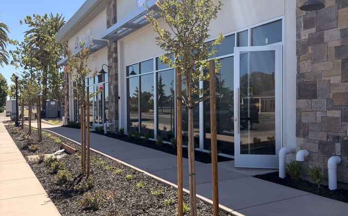 Pictures of Retail, Restaurant property located at 603 Lotz Way, Suisun City, CA 94585 for lease - image #1