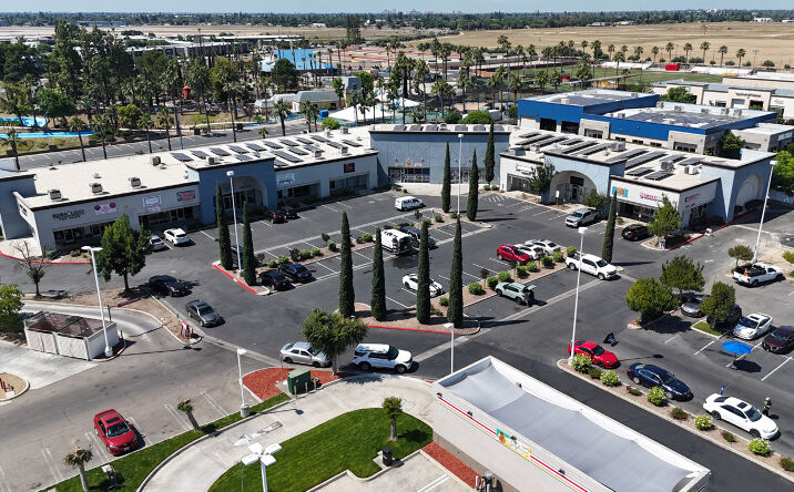 Pictures of Retail, Office property located at 4942 E. Ashlan Avenue, Fresno, CA 93726 for lease - image #1
