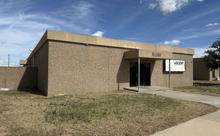 Pictures of Industrial property located at 2057 COMMERCE DR MIDLAND TX 79703, MIDLAND, TX 79703 for lease - image #1