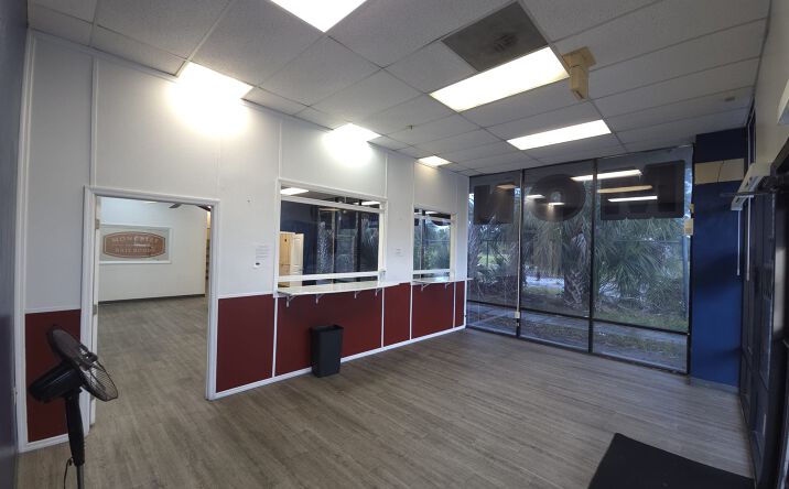 Pictures of Retail, Office, Special Purpose property located at 2223 East Irlo Bronson Memorial Highway, Kissimmee, FL 34744 for lease - image #1