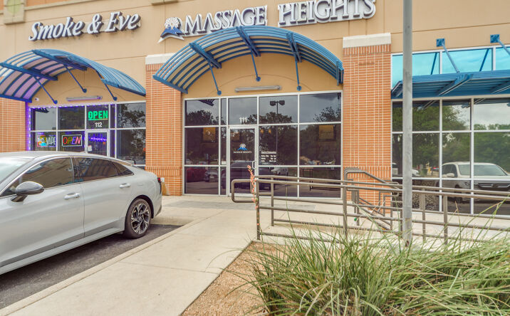Pictures of Retail, Office property located at 430 Texas 1604 Loop, San Antonio, TX 78251 for lease - image #1