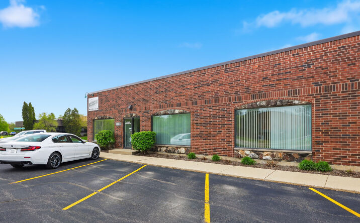 Pictures of Office property located at 1480 Industrial Drive A, Itasca, IL 60143 for lease - image #1