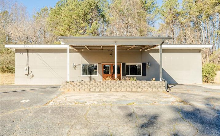 Pictures of Special Purpose property located at 1575 Dahlonega Highway, Cumming, GA 30040 for lease - image #1