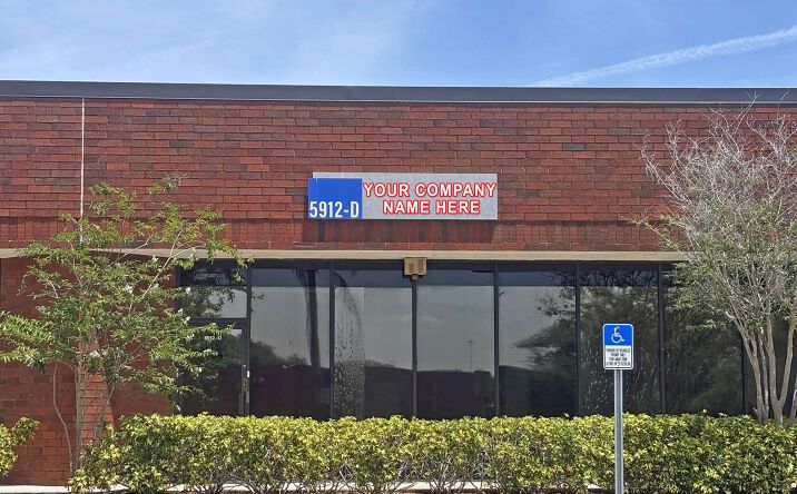 Pictures of Industrial property located at 5912 Breckenridge Pkwy, Suite D, Tampa, FL 33610 for lease - image #1