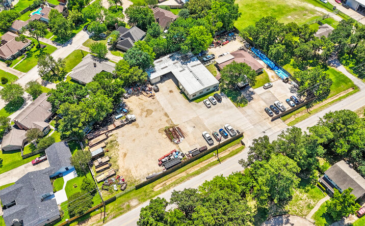 Pictures of Industrial property located at 14250 SCHROEDER RD, HOUSTON, TX 77070-3234 for lease - image #1
