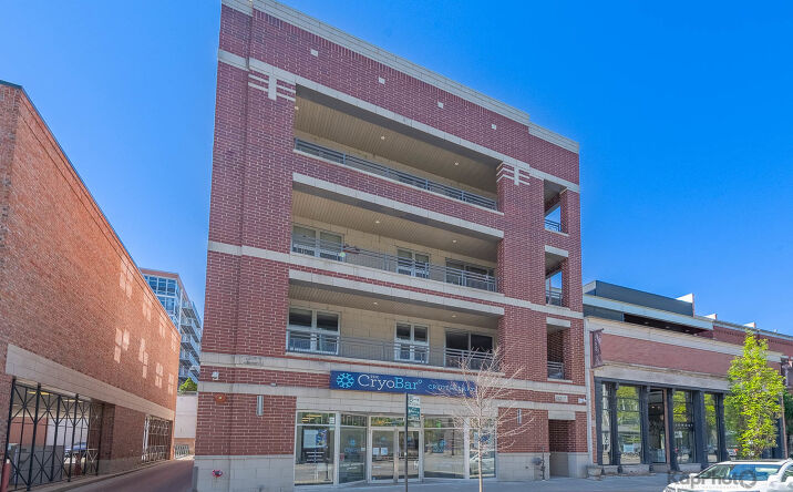 Pictures of Retail property located at 1215 W Madison Street, Chicago, IL 60607 for lease - image #1
