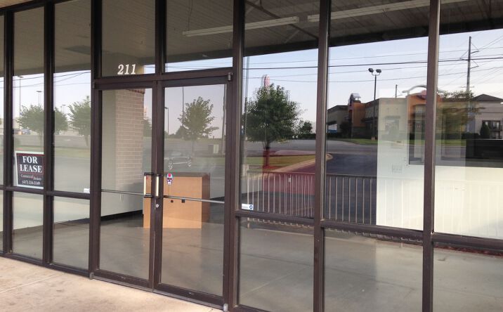 Pictures of Retail, Office, Special Purpose property located at 2005 State Highway 76, Branson, MO 65616 for lease - image #1