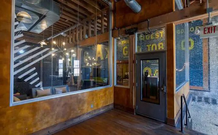 Pictures of Office property located at 131 Division Ave S, Grand Rapids, MI 49503 for lease - image #1