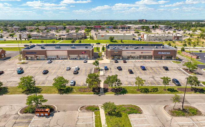 Pictures of Retail property located at 3165 Fairlane Dr, Allen Park, MI 48101 for lease - image #1