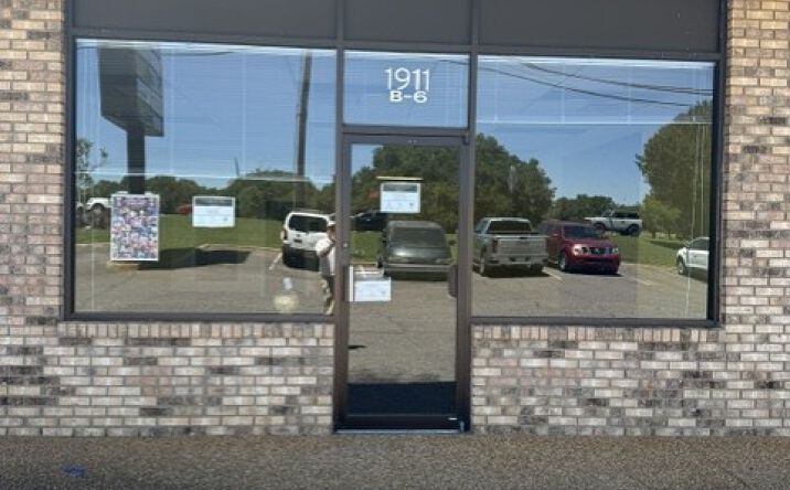 Pictures of Retail, Office property located at 1911 Skyland East Boulevard, Tuscaloosa, AL 35405 for lease - image #1