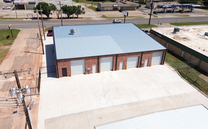 Pictures of Industrial property located at 3108 SE 44th St, Oklahoma City, OK 73135 for lease - image #1