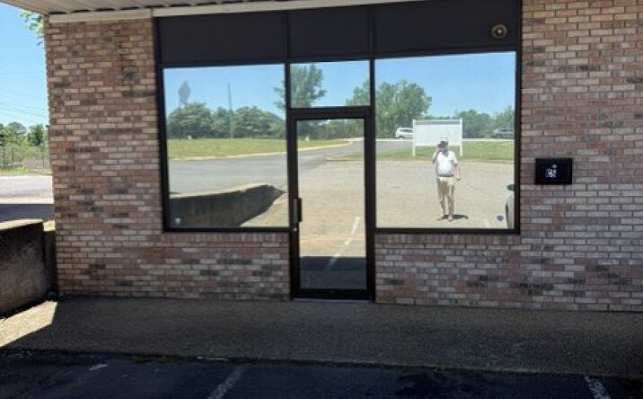 Pictures of Retail, Office property located at 2001 Skyland East Boulevard, Tuscaloosa, AL 35405 for lease - image #1