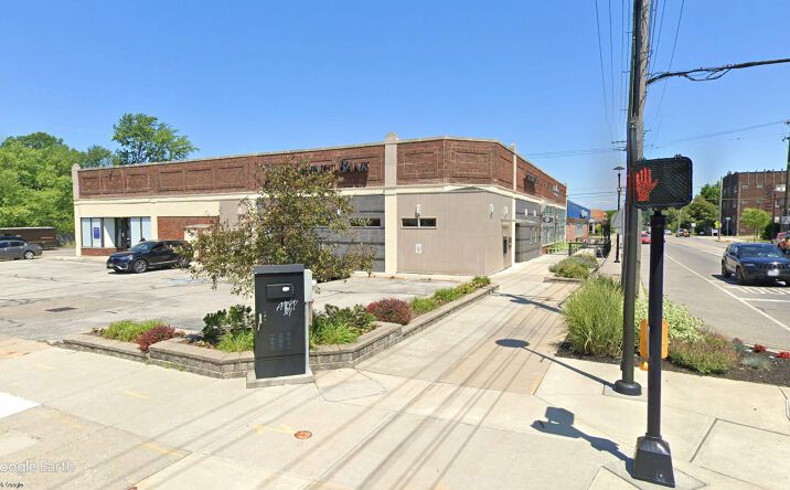 Pictures of Retail property located at 2050 Lee Road, Cleveland Heights, OH 44118 for lease - image #1