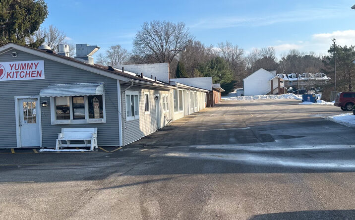 Pictures of Office property located at 338 Northeast Avenue, Tallmadge, OH 44278 for lease - image #1