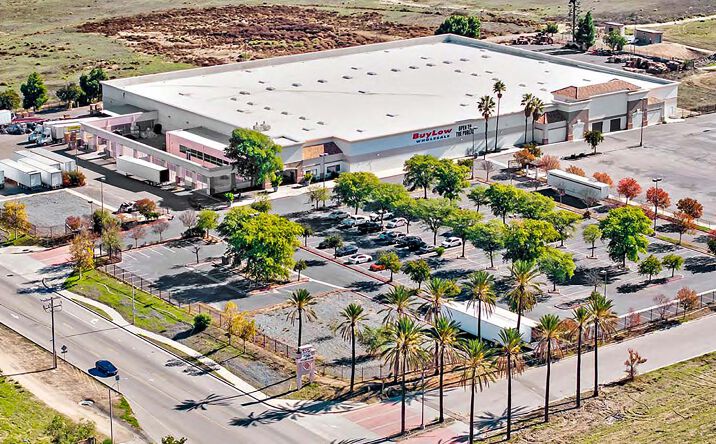Pictures of Retail, Industrial property located at 681 East San Jacinto Avenue, Perris, CA 92571 for lease - image #1