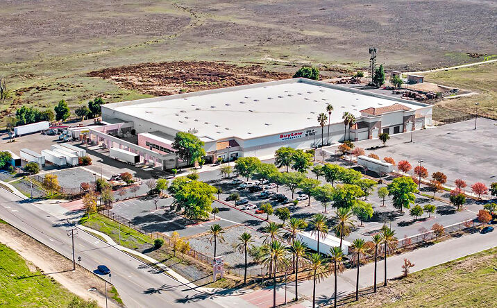 Pictures of Retail, Industrial property located at 681 East San Jacinto Avenue, Perris, CA 92571 for lease - image #1