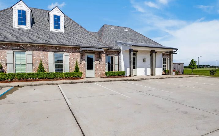 Pictures of Retail, Office property located at 1017 Apollo Rd, Scott, LA 70583 for lease - image #1