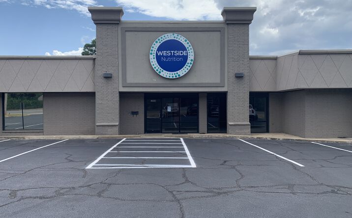 Pictures of Retail, Office, Special Purpose property located at 1909 West Beebe Capps Expressway, Searcy, AR 72143 for lease - image #1
