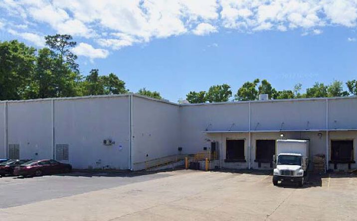Pictures of Industrial property located at 6243 N Davis Hwy, Pensacola, FL 32504 for lease - image #1
