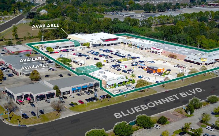 Pictures of Retail property located at 7556 Bluebonnet Blvd, Baton Rouge, LA 70810 for lease - image #1
