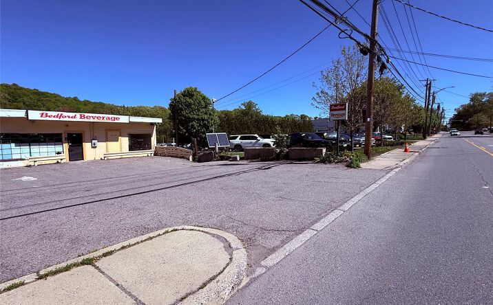Pictures of Land property located at 545-547 Bedford Road, Bedford, NY 10507 for lease - image #1