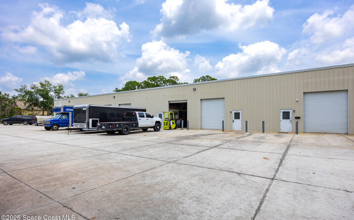Pictures of Industrial property located at 3121 Skyway Circle F, Melbourne, FL 32934 for lease - image #1
