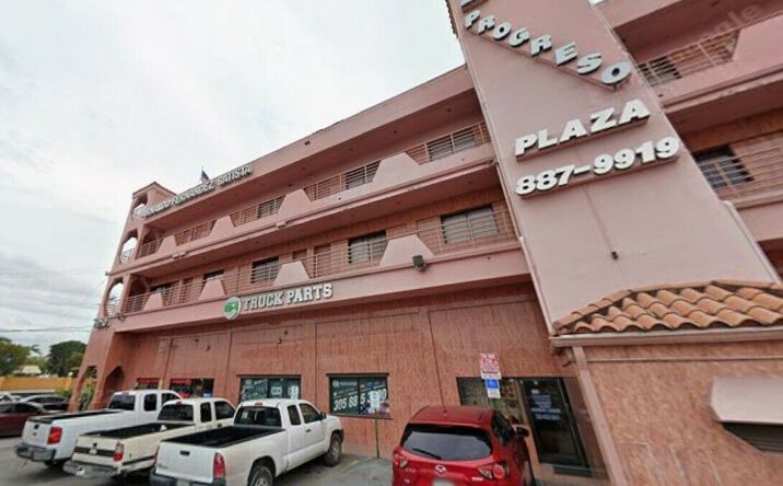 Pictures of Office, Retail, Industrial property located at 11710 NW South River Dr, Medley, FL 33178 for lease - image #1