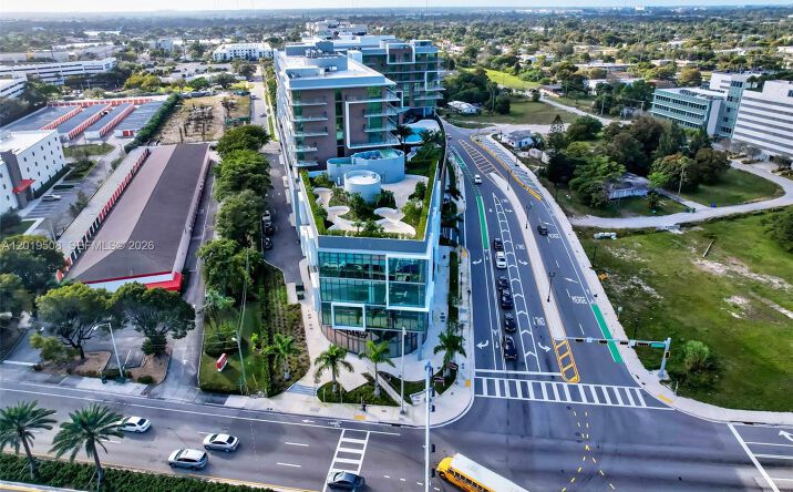 Pictures of Office, Retail property located at 21290 Biscayne # 205, Aventura, FL 33180 for lease - image #1