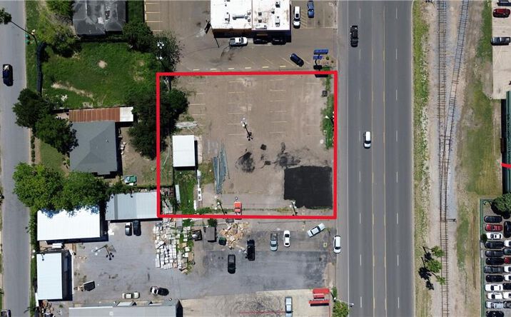 Pictures of Land property located at 603 W Business 83 Highway, Pharr, TX 78501 for lease - image #1